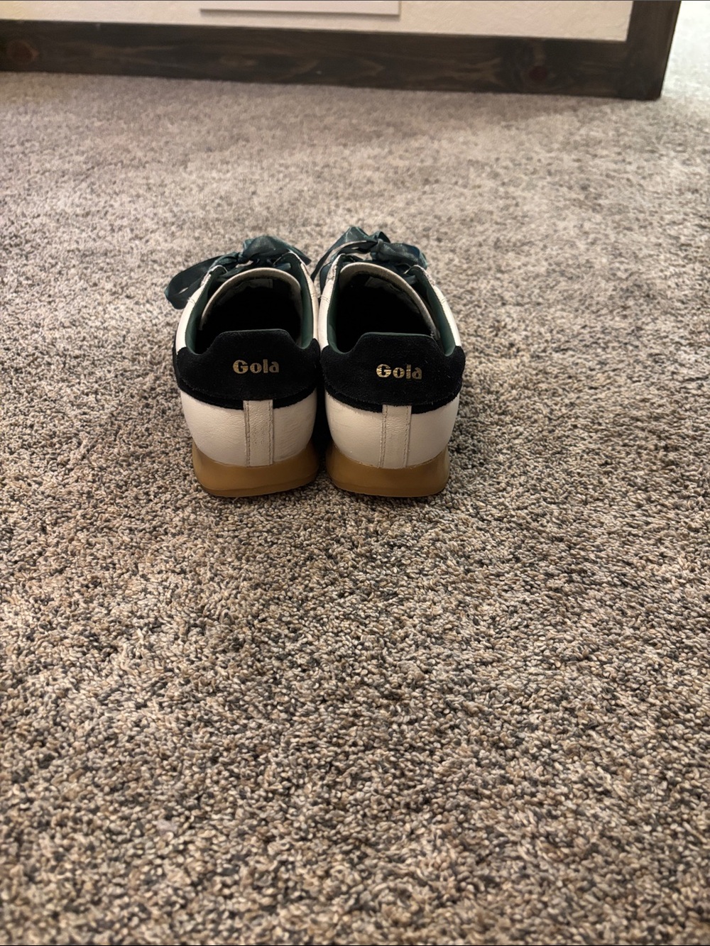 gola anthropologie women’s white black & green sneakers - Picture 3 of 5